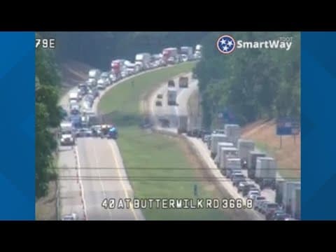 Live | I-40 East closed near I-75 split in Loudon County after serious crash