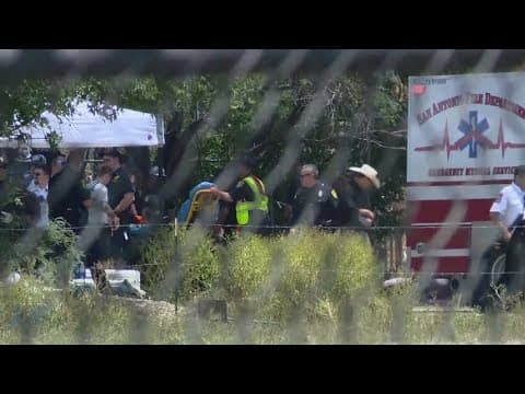 Over 20 people found inside wooden building in Texas human smuggling operation