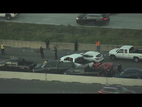 Multi-car crash shuts down Gulf Freeway in Galveston County
