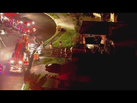 Large response to SE Houston house fire