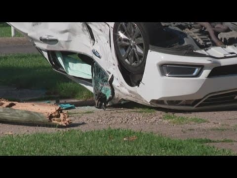 3 children, 2 adults hurt in two-vehicle crash in east Columbus