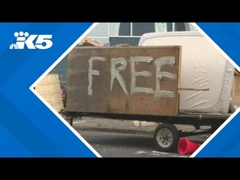 Fake "free" sign leads to people taking items from Portland furniture warehouse