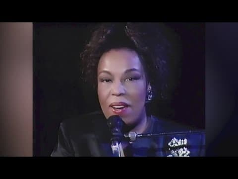 Roberta Flack, singer known for 'Killing Me Softly With His Song,' has died