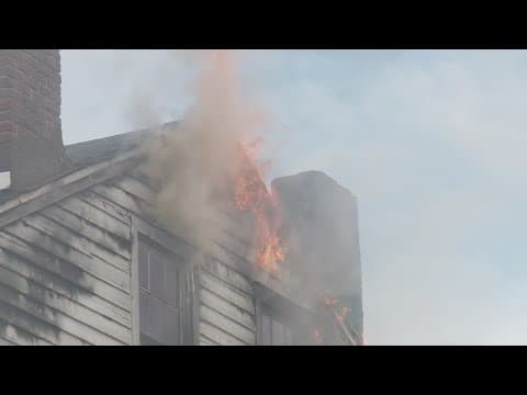 Magazine Street fire displaces visitors