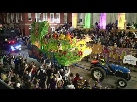 Knights of Chaos parade coverage | Scrim float