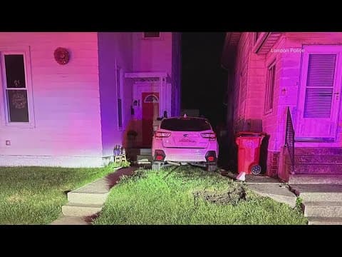 Police: 3 teen girls crash stolen car into Madison County home
