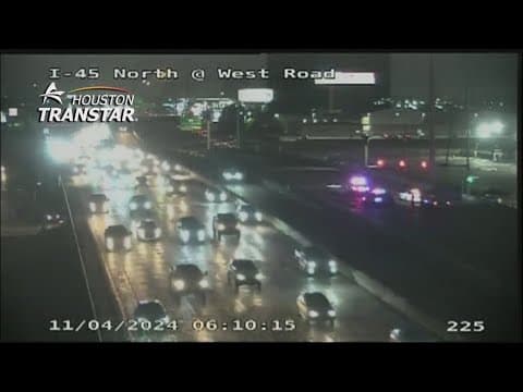 North Freeway at West Road northbound shut down after wreck involving pedestrian