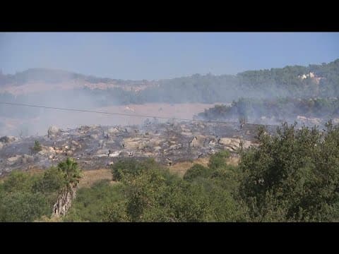 Firefighters battle Monte Fire and Hawick Fire in East County