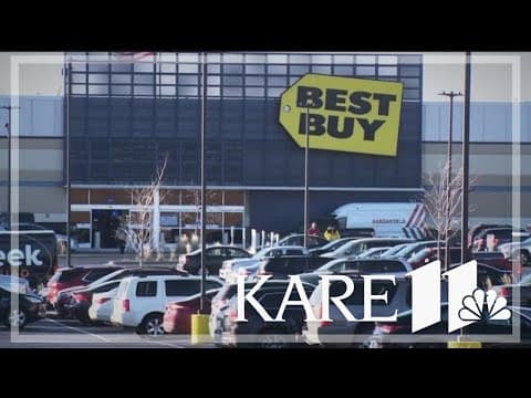 Retailers use new strategies, start Black Friday deals early this year to attract shoppers