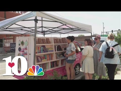 Bookmobile bringing romance novels to Knoxville
