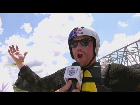 Dallas-Fort Worth "engineers" build a flying machine, with the expectation of mostly falling