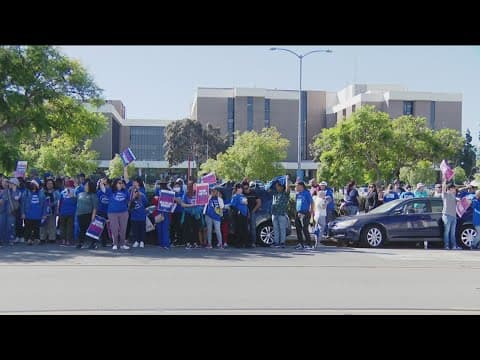 Thousands of Kaiser employees in San Diego hit the picket line