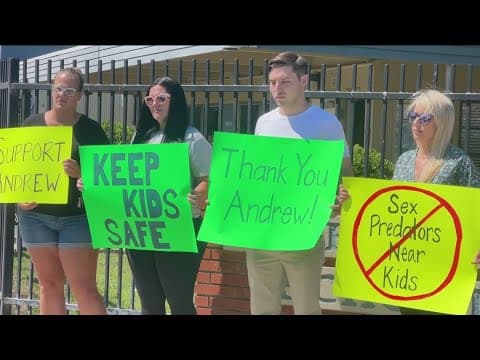 Lakeside parents, school board president speak out about sex offenders living near Riverview Element
