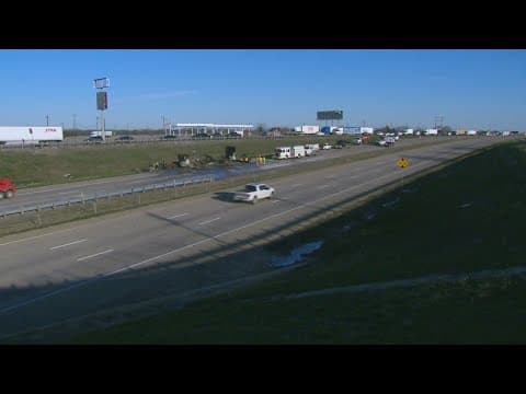 18-wheeler carrying raw chicken catches fire on a North Texas highway