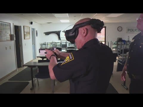 Greenwood police among first in state to use virtual reality devices for officer training exercises