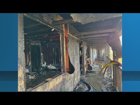 Apartment complex fire displaces 14 residents in New Orleans