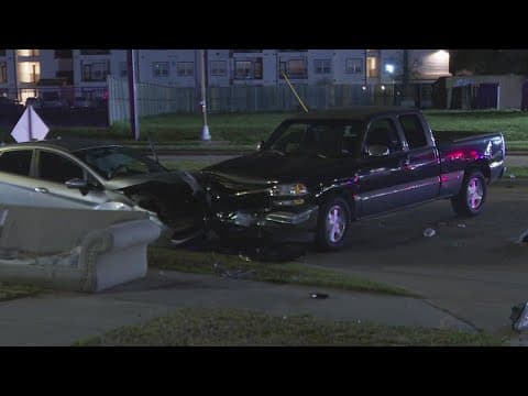 Driver crashes into other vehicle after being shot in north Houston, police say