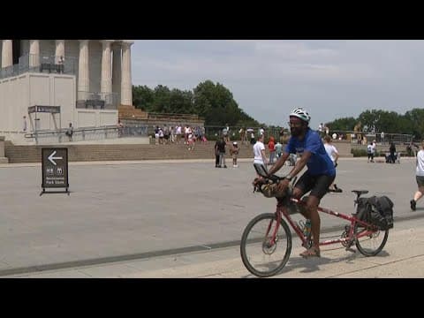 Man rides tandem bicycle from Oregon to Washington, D.C.