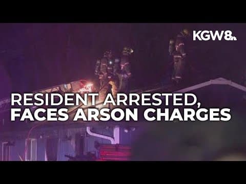 Man in custody after fire at St. Johns apartment complex in North Portland