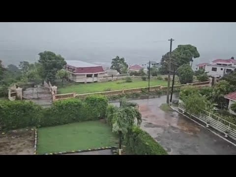Hurricane Beryl: Catagory 4 storm brushes past Jamaica as it heads to the Yucatan