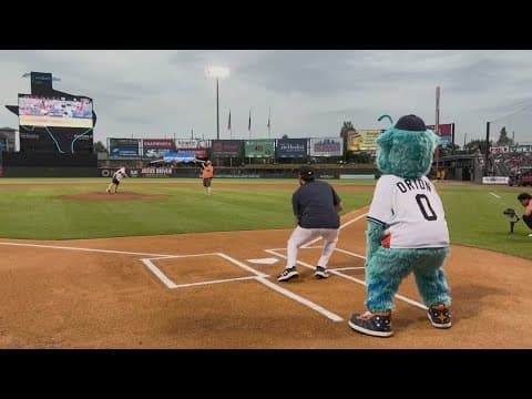 10-year-old cancer survivor rings bell, throws first pitch at Space Cowboys game