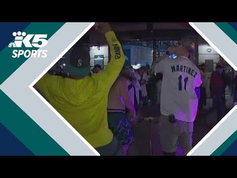 Mariners fans keep the energy up after loss to Blue Jays