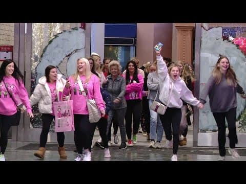 Black Friday Shoppers