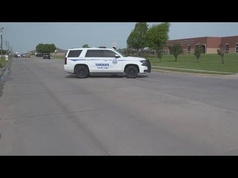 2 injured in shooting near North Texas elementary school, officials say