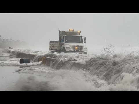 Rain, big waves hit San Diego as another storm arrives in Southern California