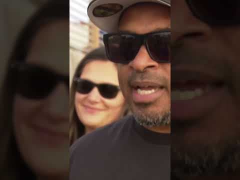 Man caught petting sea lion in La Jolla. #sandiego #animals