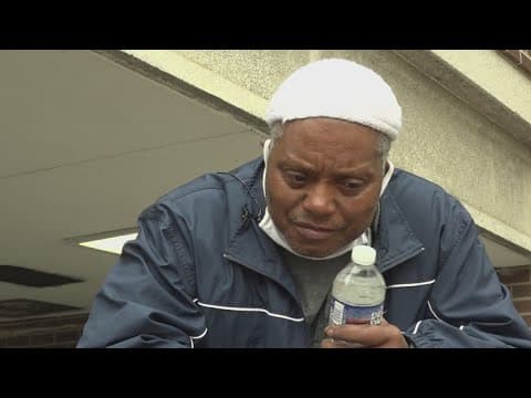 1 dead, 4 hurt in apartment fire in NW DC