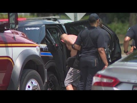 Shooting leads to neighborhood lockdown in Bowie, Maryland