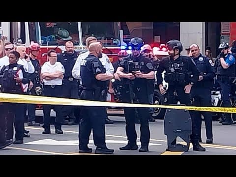 Handcuffed man escapes arrest, climbs onto roof of Northwest building, police say