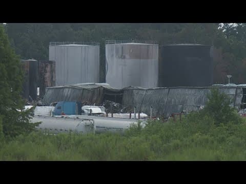 Residents still cleaning up after Roseland explosion