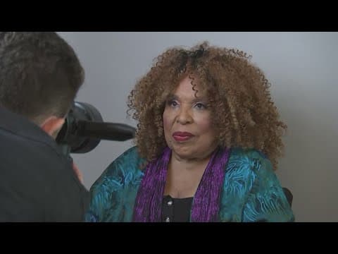 Roberta Flack, singer known for 'Killing Me Softly With His Song,' has died