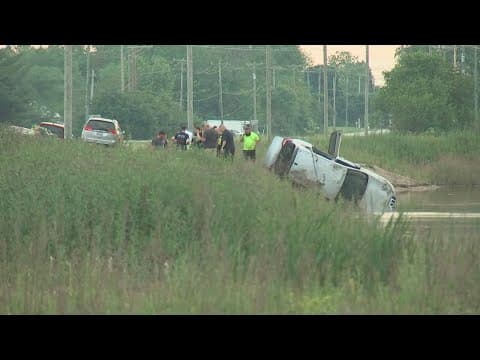 5 hospitalized after vehicle submerges into pond in West Jefferson; OSHP investigating