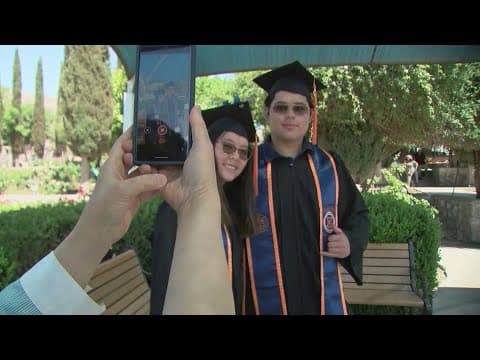 El Paso siblings graduate college early together, head to medical school