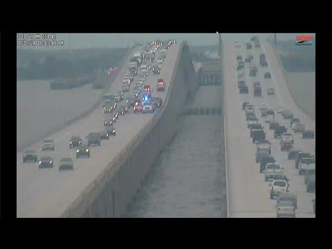 Accident on I-10 along Twin Span