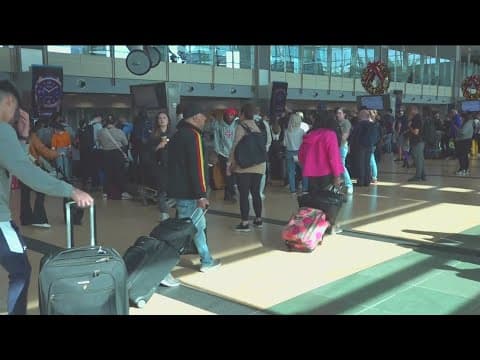 Travelers returning home after Thanksgiving weekend