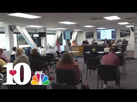 Leaders address grade-fixing scandal during Anderson County Schools board meeting