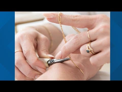 Owner of "Golden Bond," a permanent jewelry company, shares small business tips