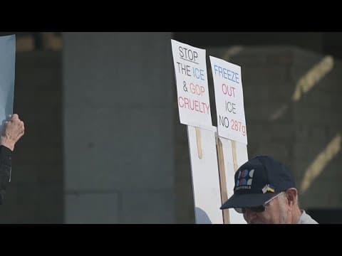 Protesters continue to demonstrate outside ICE career fair in Arlington