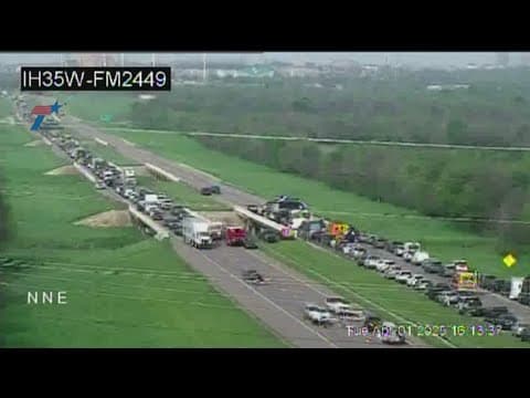 LIVE: Northbound lanes of I-35W in North Texas shut down following major crash