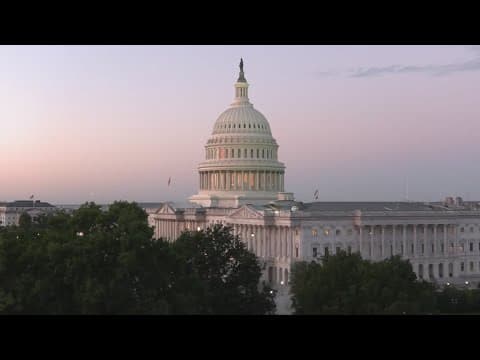 Government shutdown continues as open enrollment begins for Medicare applicants