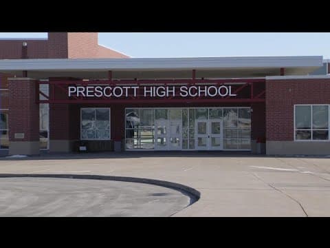 Two Wisconsin teens killed in St. Paul crash