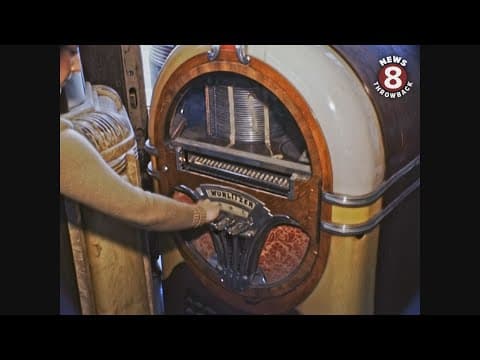 Wurlitzer jukeboxes for sale in downtown San Diego 1974
