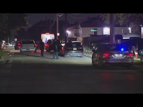 Suspect attempting to break into apartments shot and killed after pulling a gun on Dallas police