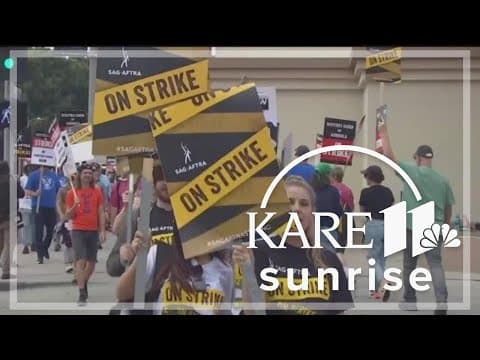 WGA reaches tentative deal