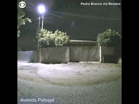 Comet lights up the night sky over Spain and Portugal #shorts