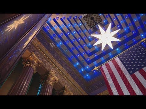 Dozens gather at Indiana War Memorial to honor, thank military members for Veterans Day